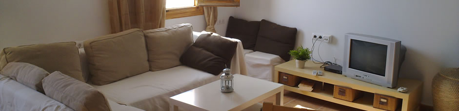 Interior de la casa rural en la Cala del Plomo